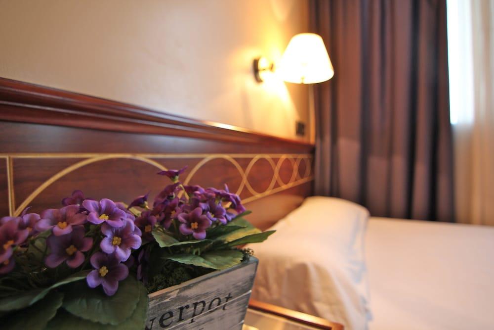 Hotel Almirante Ferrol Eksteriør bilde