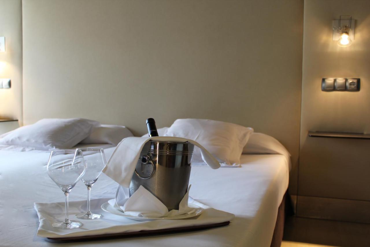 Hotel Almirante Ferrol Eksteriør bilde